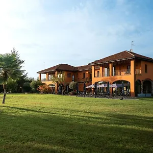 Hotel Equirelais, Lomnago
